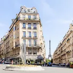 Tour Eiffel - Studio balcon - Paris 16e - Calme