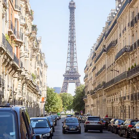 Apartment Tour Eiffel - Balcon - 16e - Calme