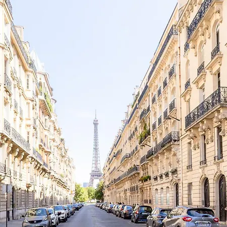 Tour Eiffel - Balcon - 16e - Calme Apartment Paris
